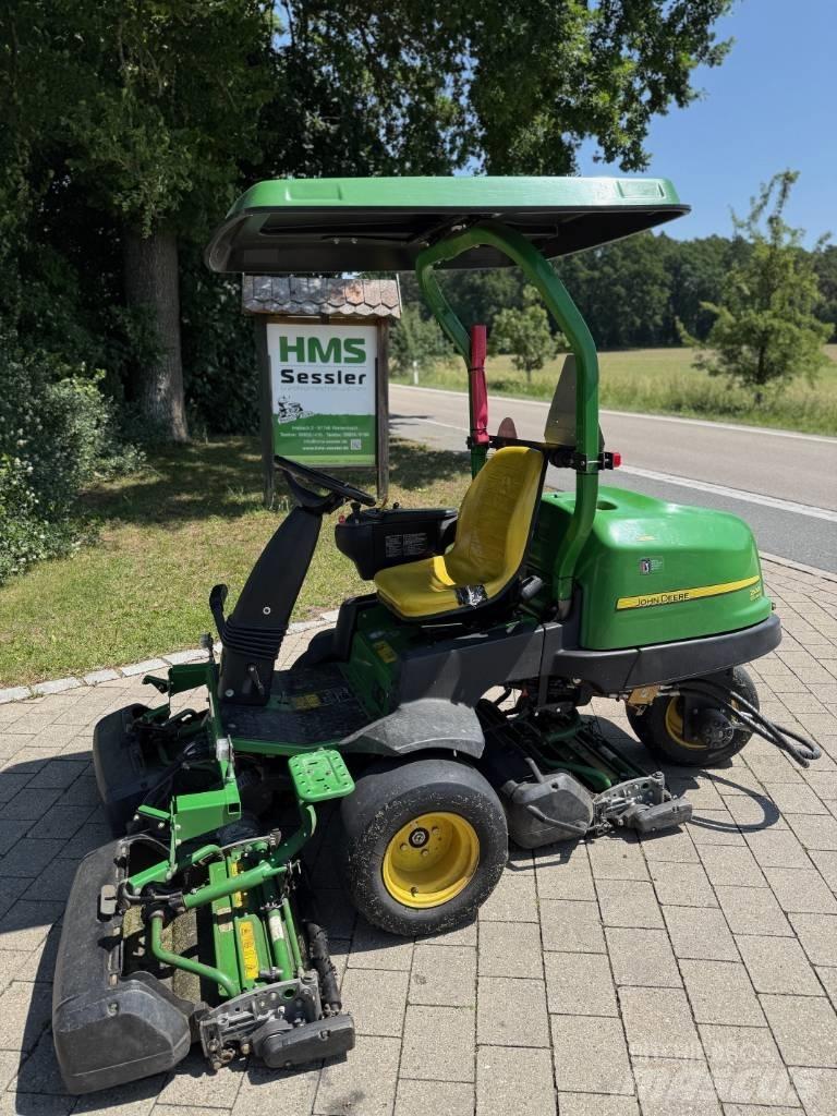 John Deere 2500 E Газонокосарки