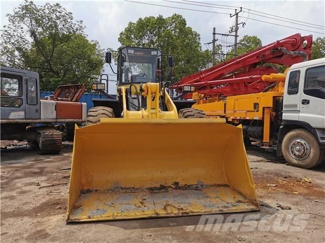 Komatsu WA380 Фронтальні навантажувачі