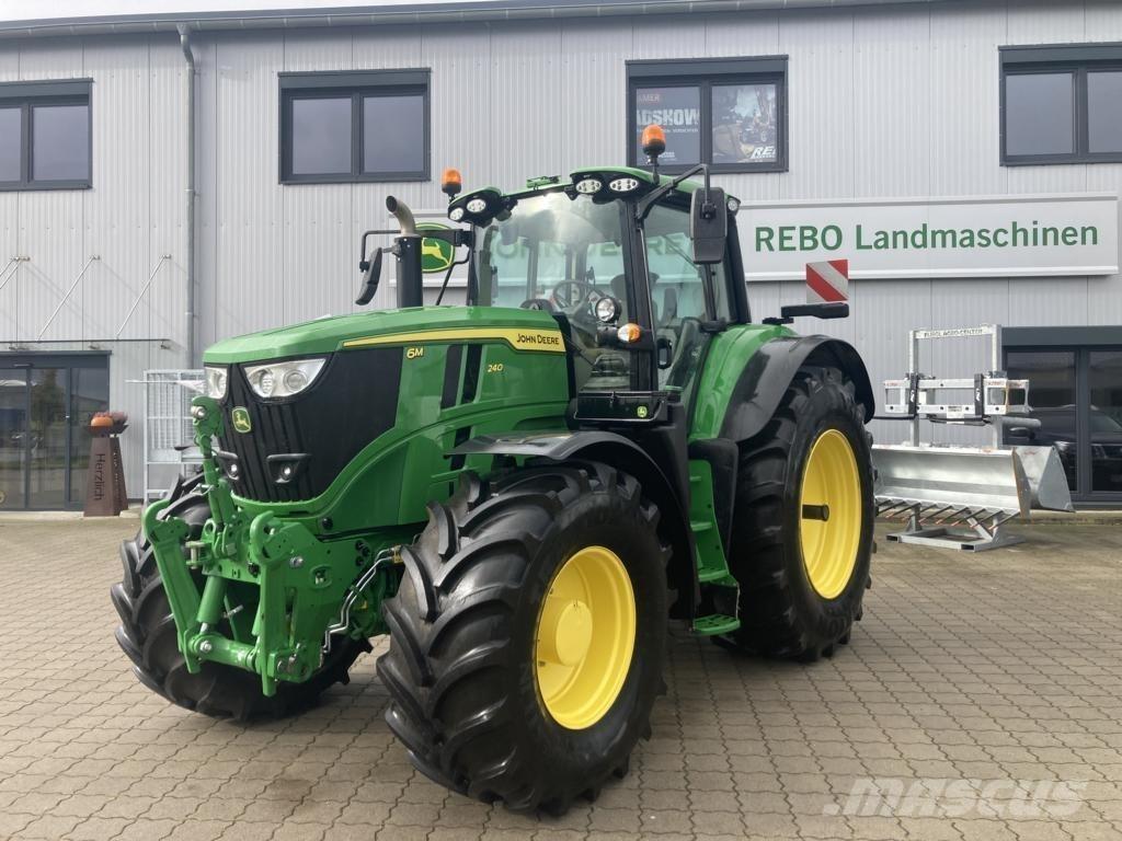 John Deere 6M240 Трактори