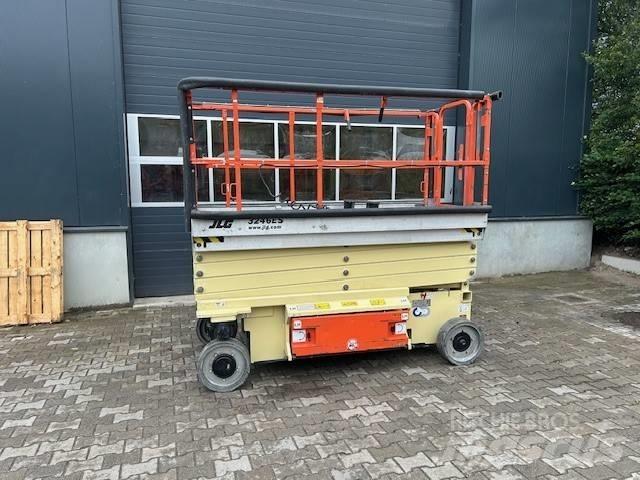JLG 3246 ES Підйомники-ножиці