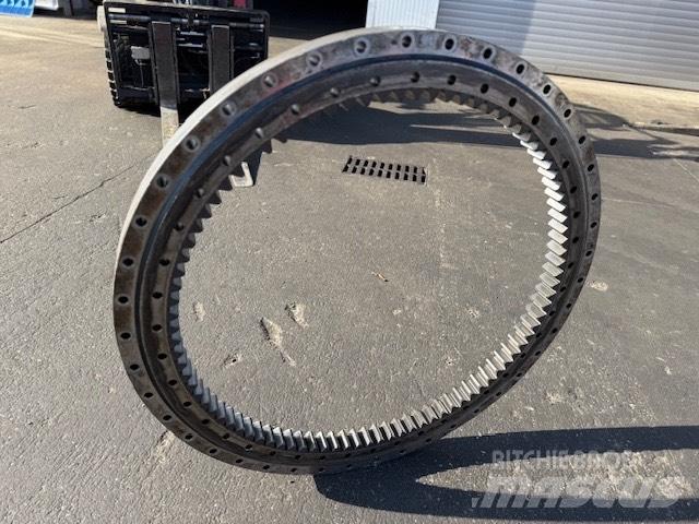 Volvo EW 140 BEARING Коробка передач