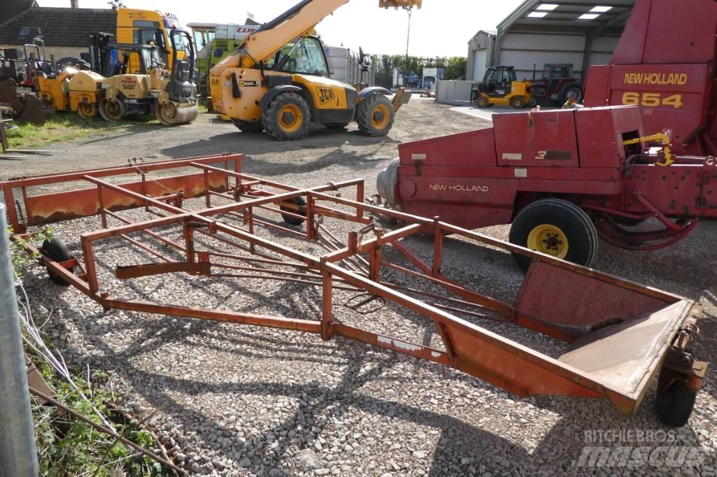 Brown bale sledge Рядкові жатки