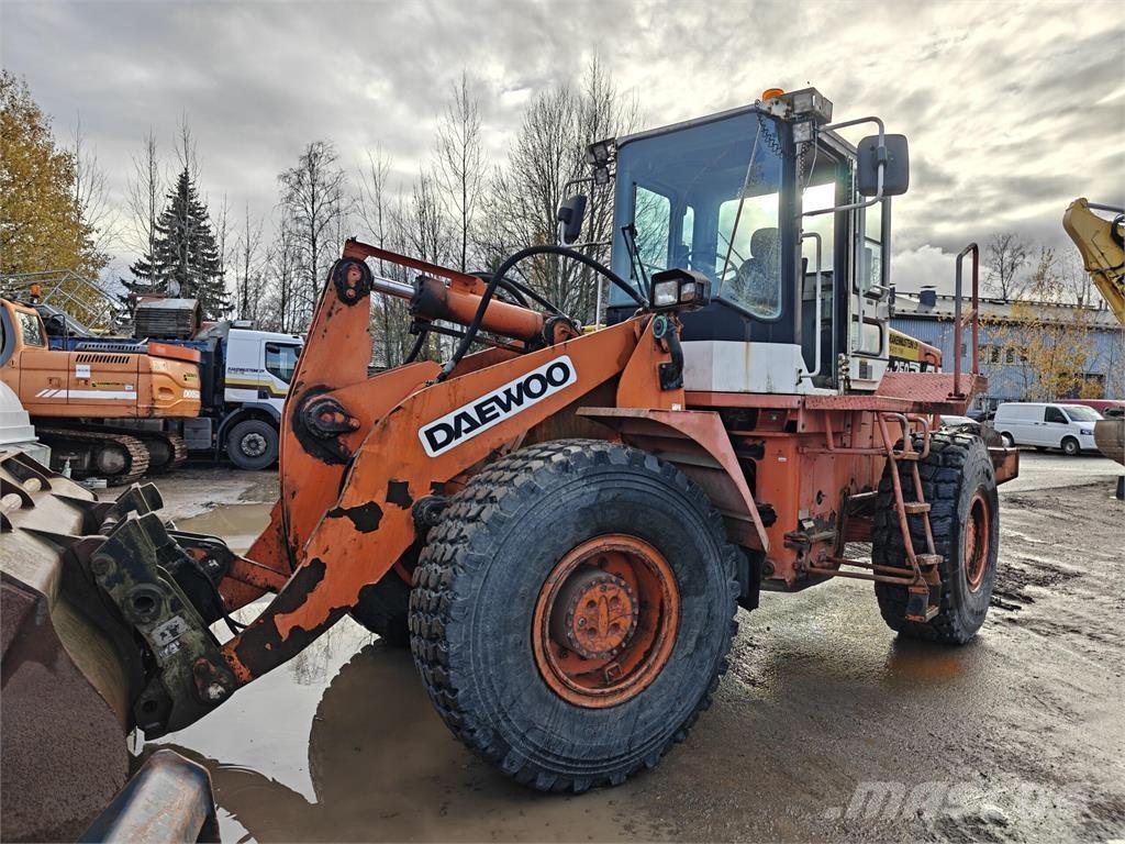 Daewoo Mega 250 Фронтальні навантажувачі