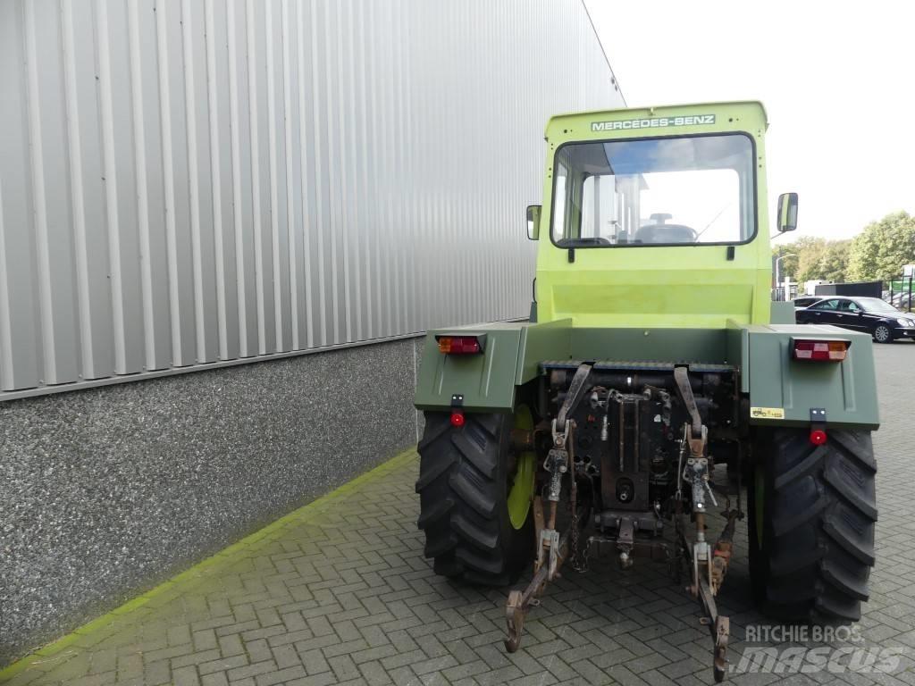 MB Trac 1000 Трактори