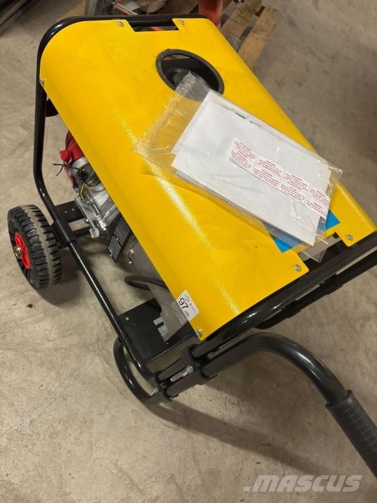 Atlas Copco QEP 8 Бензинові генератори