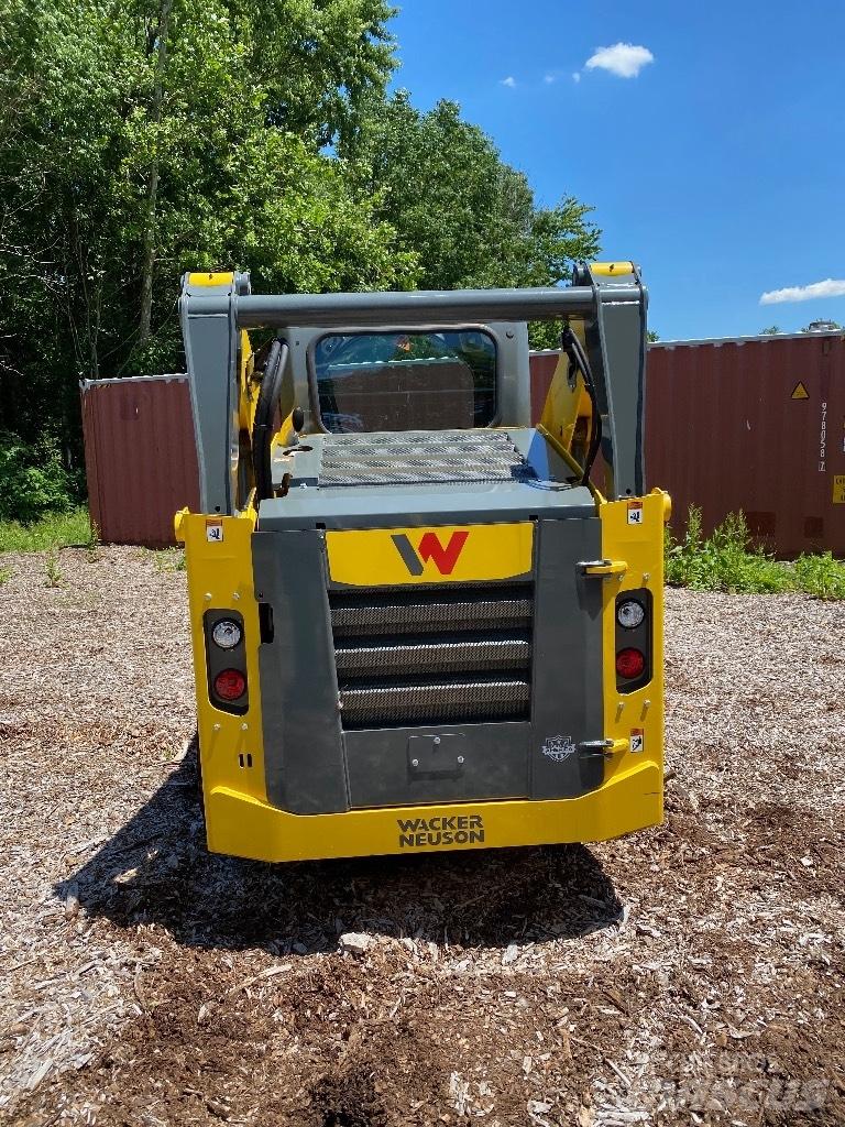 Wacker Neuson SW21 Міні-навантажувачі