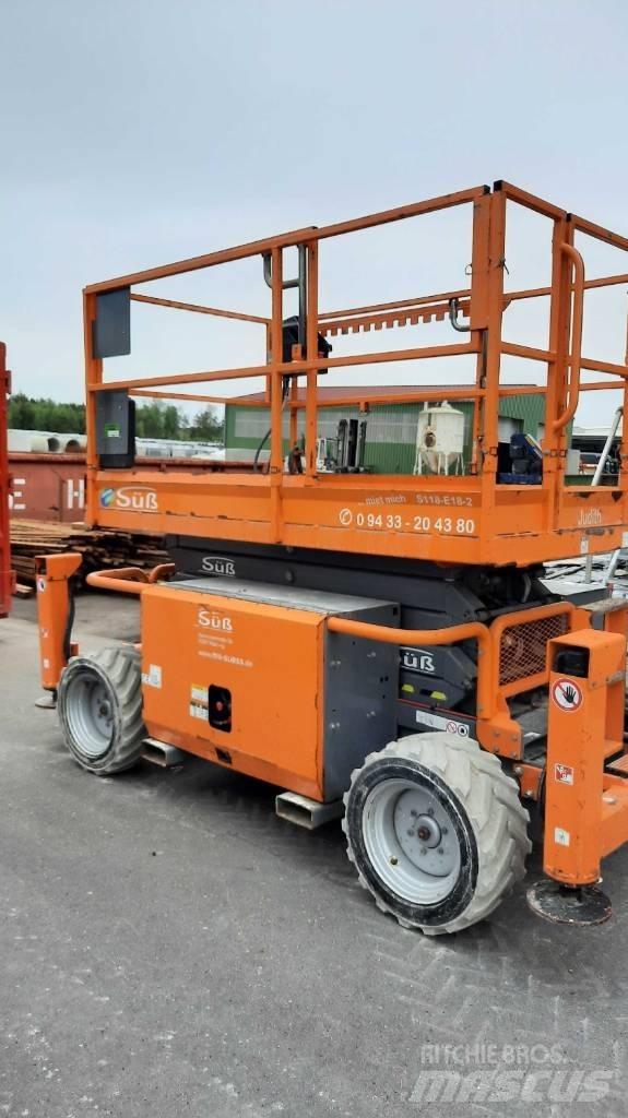 SkyJack SJ 6832 RTE Підйомники-ножиці