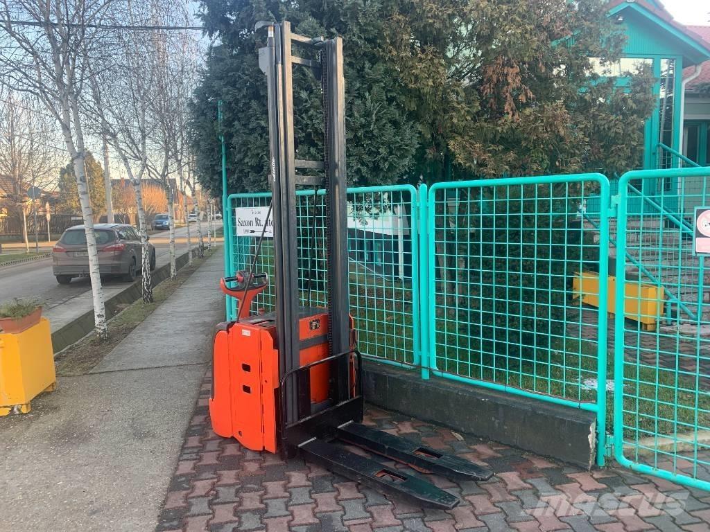 Linde L 20 V-2502 Самохідні електроштабелери