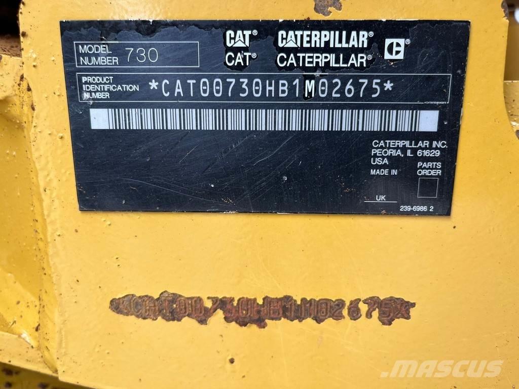CAT 730 Зчленовані самоскиди