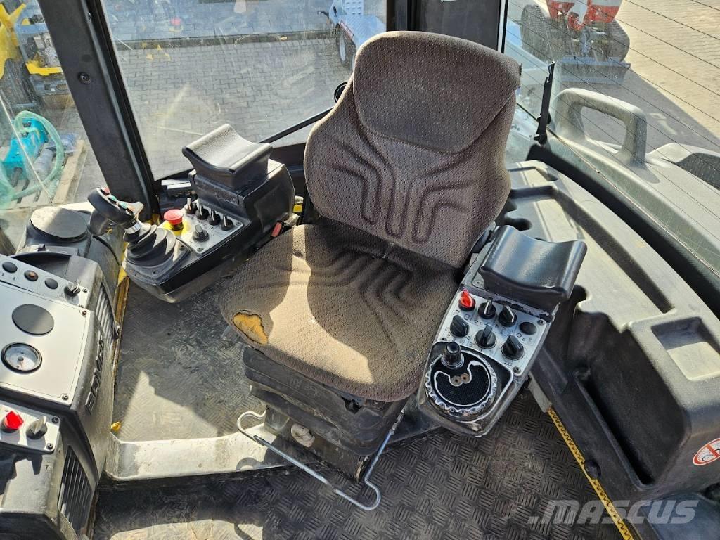 Bomag BW 174 A P-4 Котки тротуарні