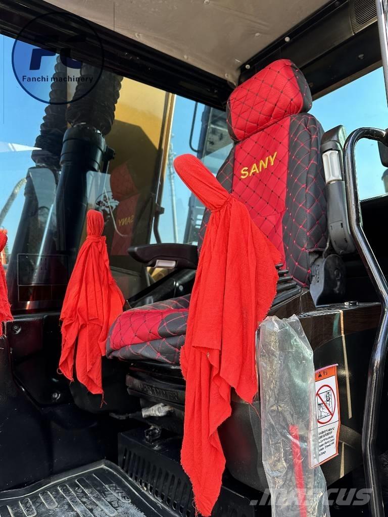 Sany 155C Гусеничні екскаватори