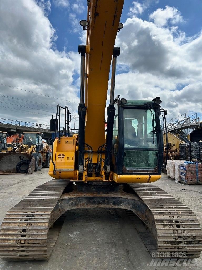 JCB JS 220 LC Гусеничні екскаватори