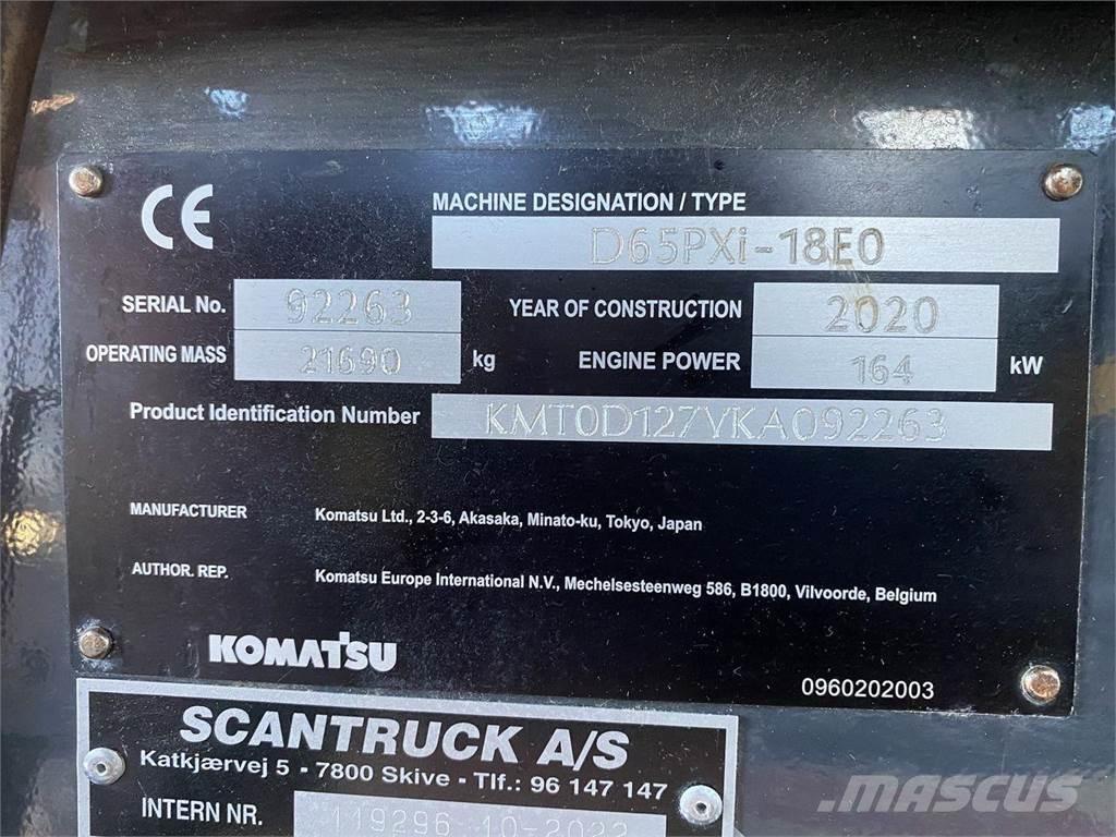Komatsu D65PXI-18 Гусеничні бульдозери