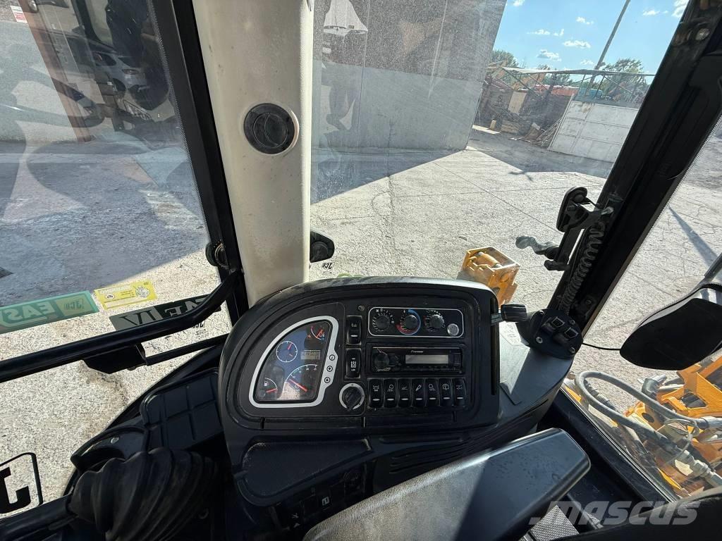 JCB 3 CX Екскаватори-навантажувачі