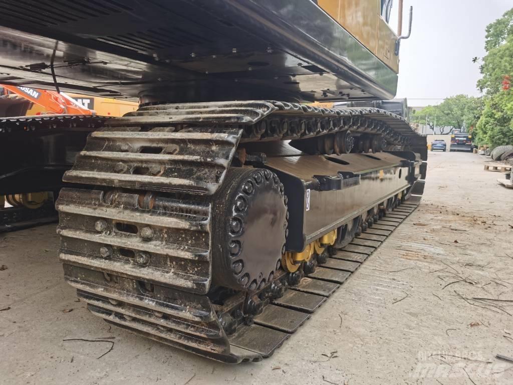 Volvo EC 380 D L Гусеничні екскаватори
