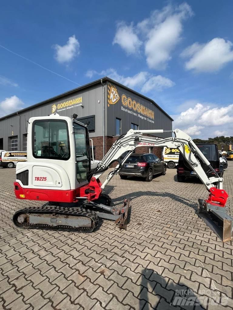 Takeuchi TB 225 Міні-екскаватори < 7т