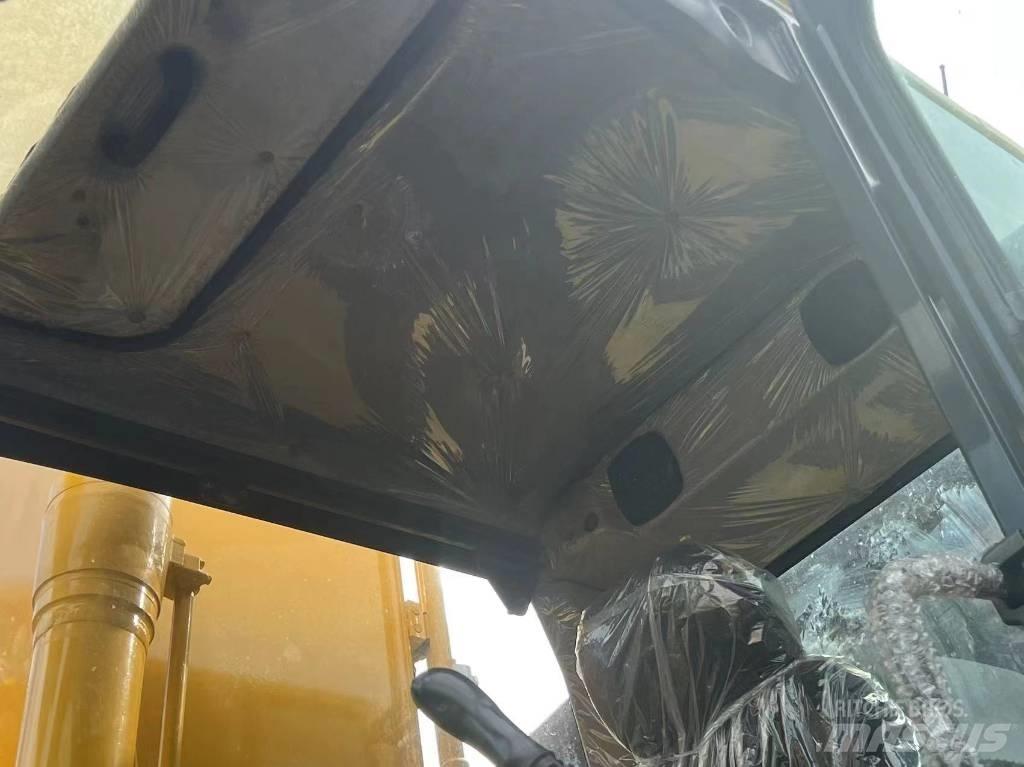 Komatsu PC 200 Середні екскаватори 7т. - 12т.