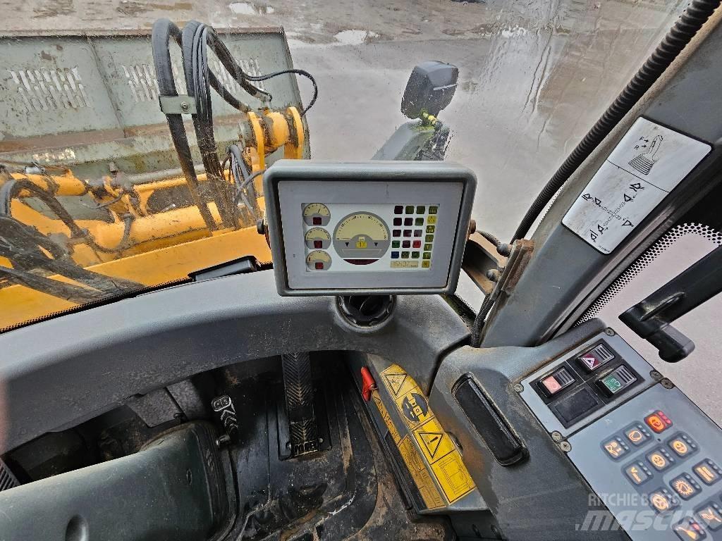 Liebherr L 524 Фронтальні навантажувачі