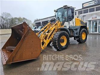 Liebherr L 524 Фронтальні навантажувачі