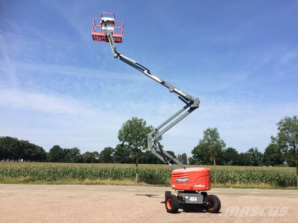 SkyJack SJ 46 AJ Колінчаті підйомники