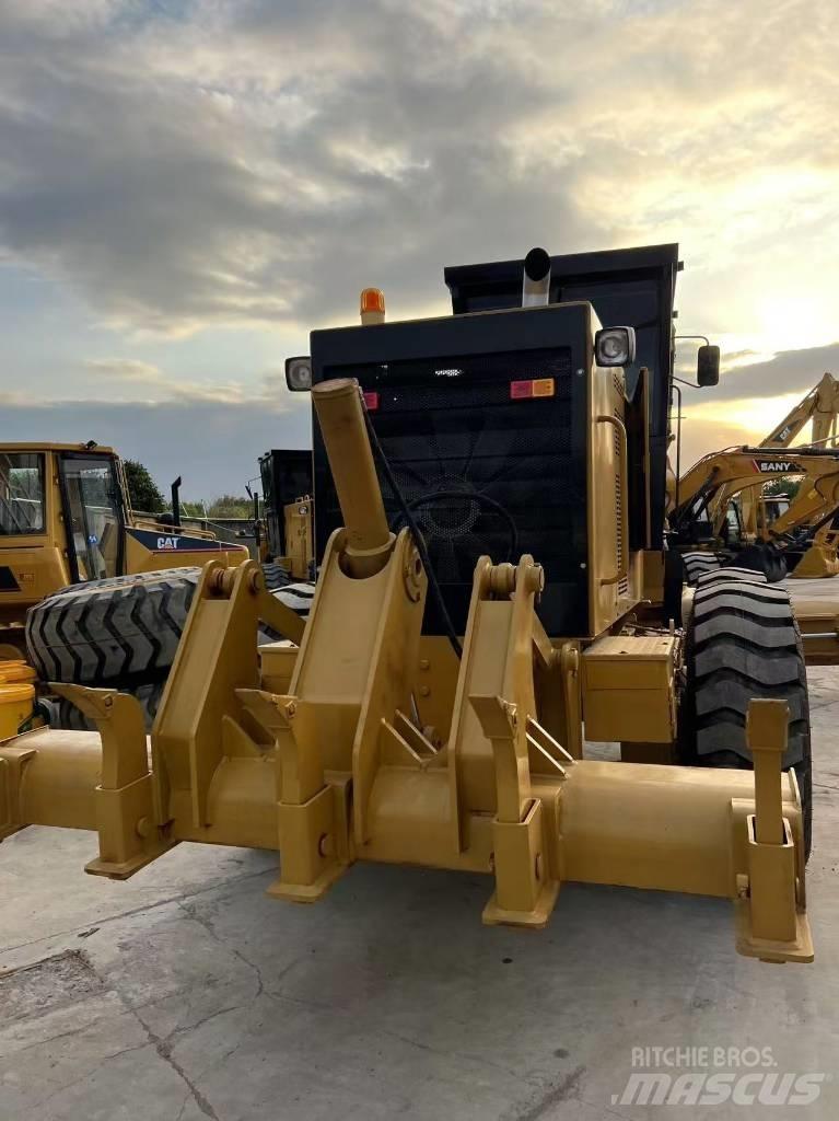 CAT 140 G Грейдери