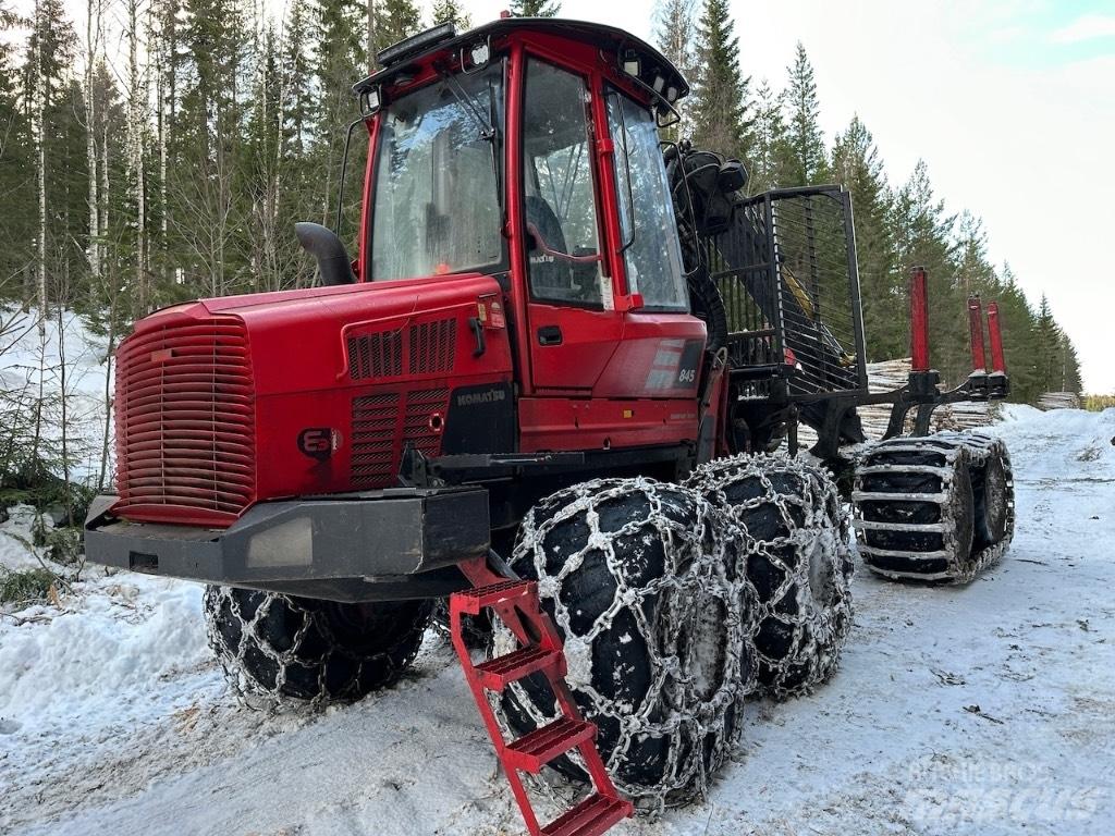 Komatsu 845 Форвардери