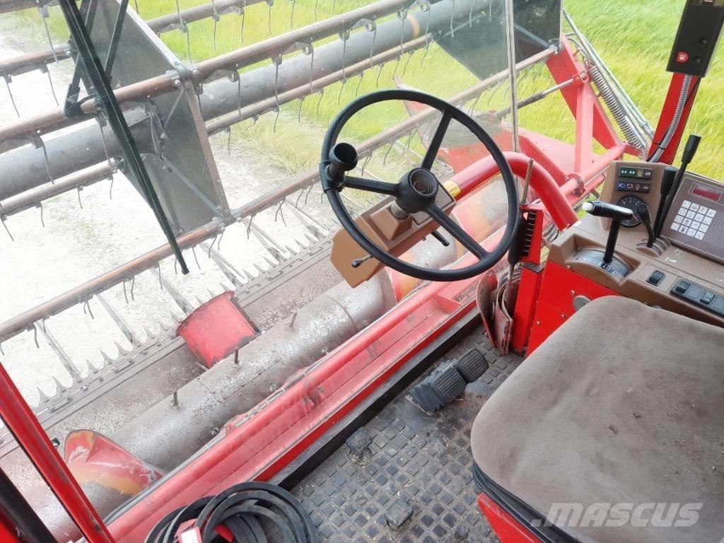 Dronningborg D 7500 Зернозбиральні комбайни