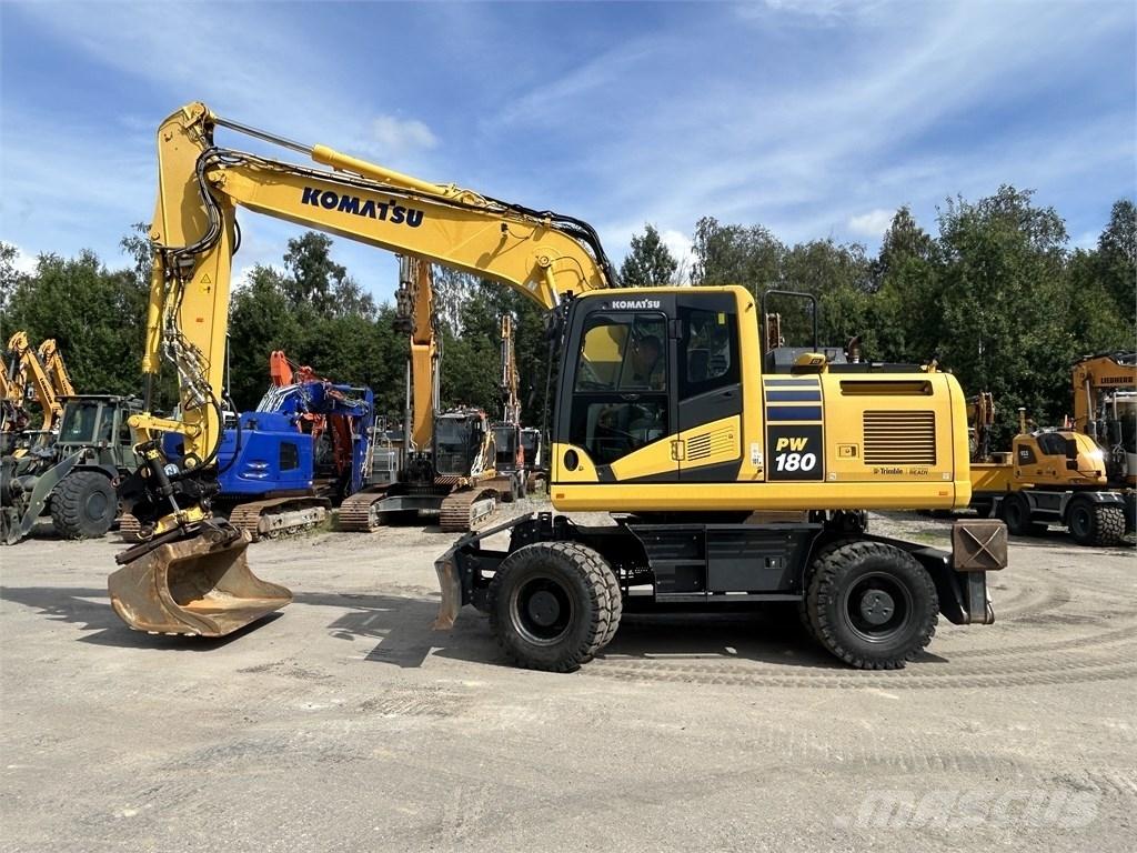 Komatsu PW 180-11 Колісні екскаватори
