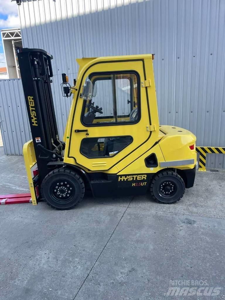 Hyster H2.5UT Дизельні навантажувачі