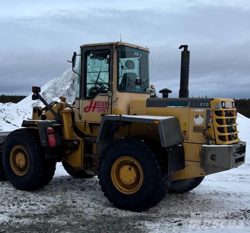 Komatsu WA 270 Фронтальні навантажувачі