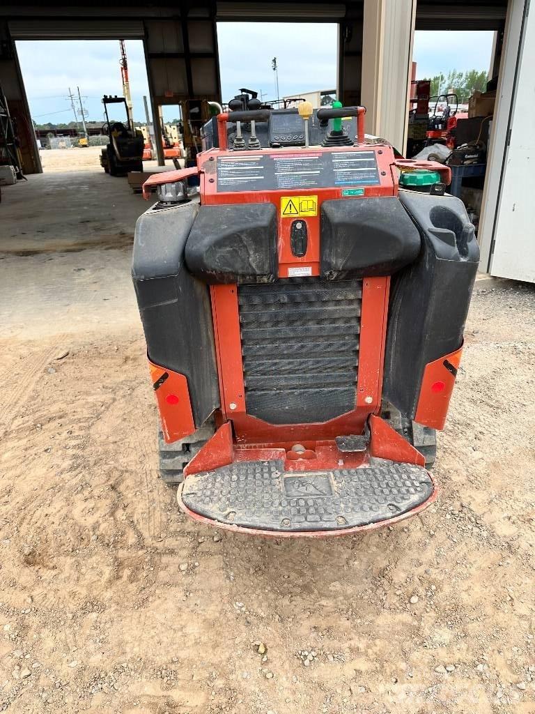 Ditch Witch sk 1050 Міні-навантажувачі
