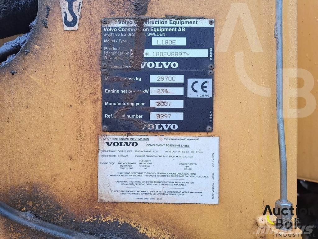 Volvo L 180 E Фронтальні навантажувачі