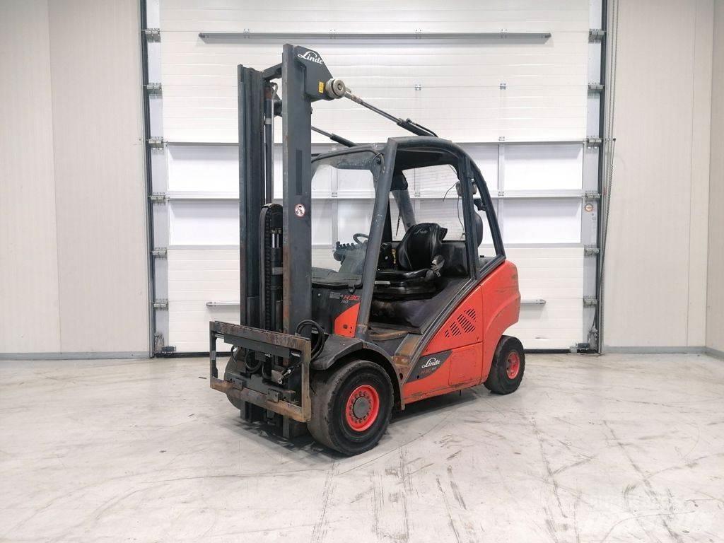 Linde H30D-02 Дизельні навантажувачі