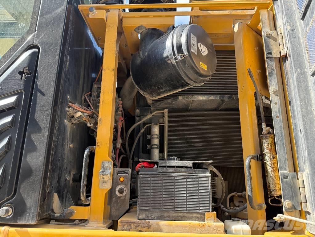 CAT 335 F L CR Гусеничні екскаватори