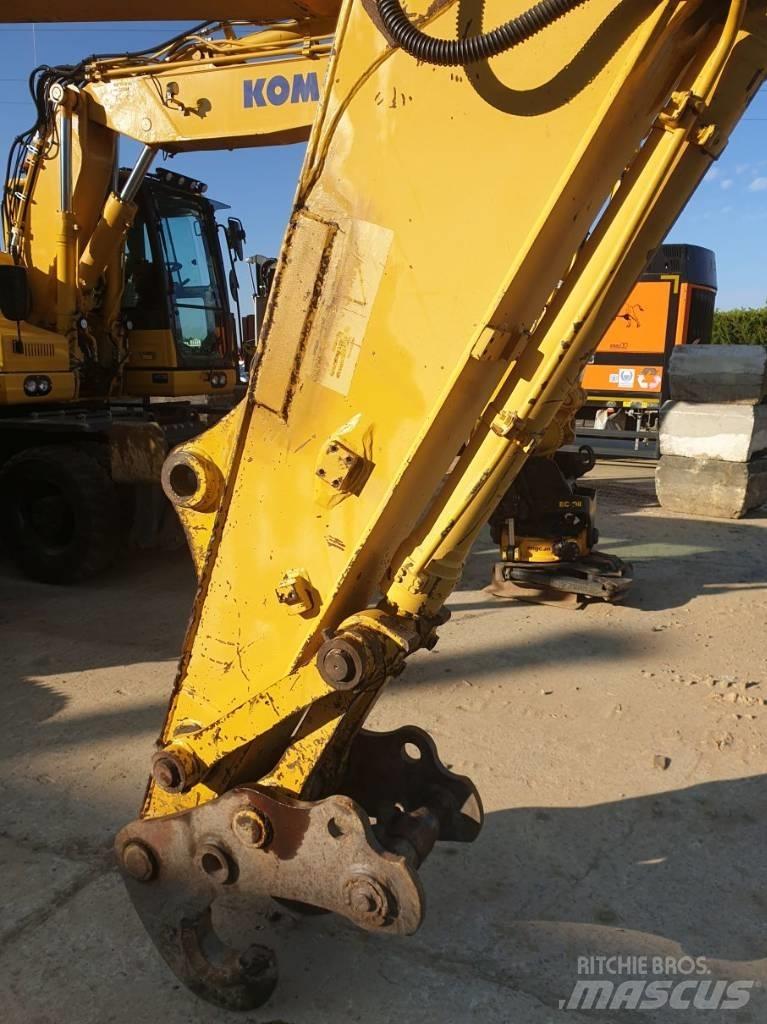 Komatsu PC160LC-7 Гусеничні екскаватори