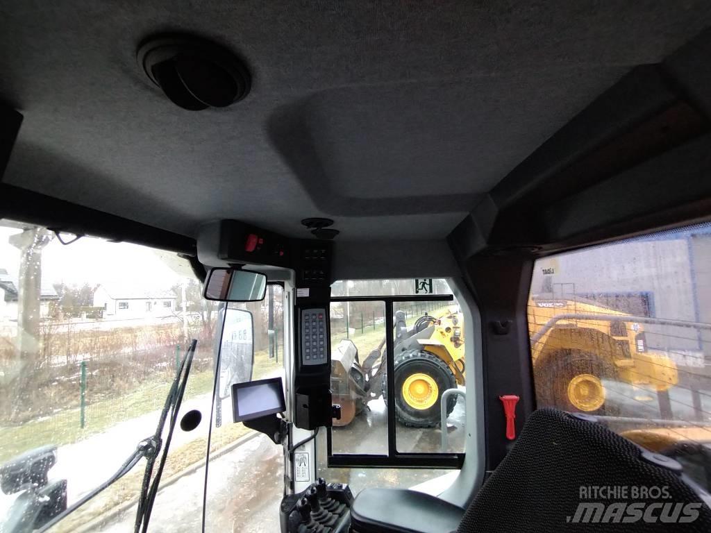 Liebherr L 556 Фронтальні навантажувачі