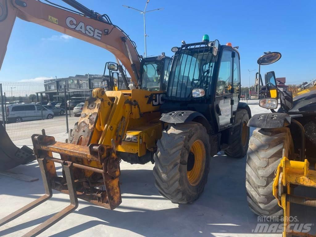 JCB 531-70 Телескопічні навантажувачі