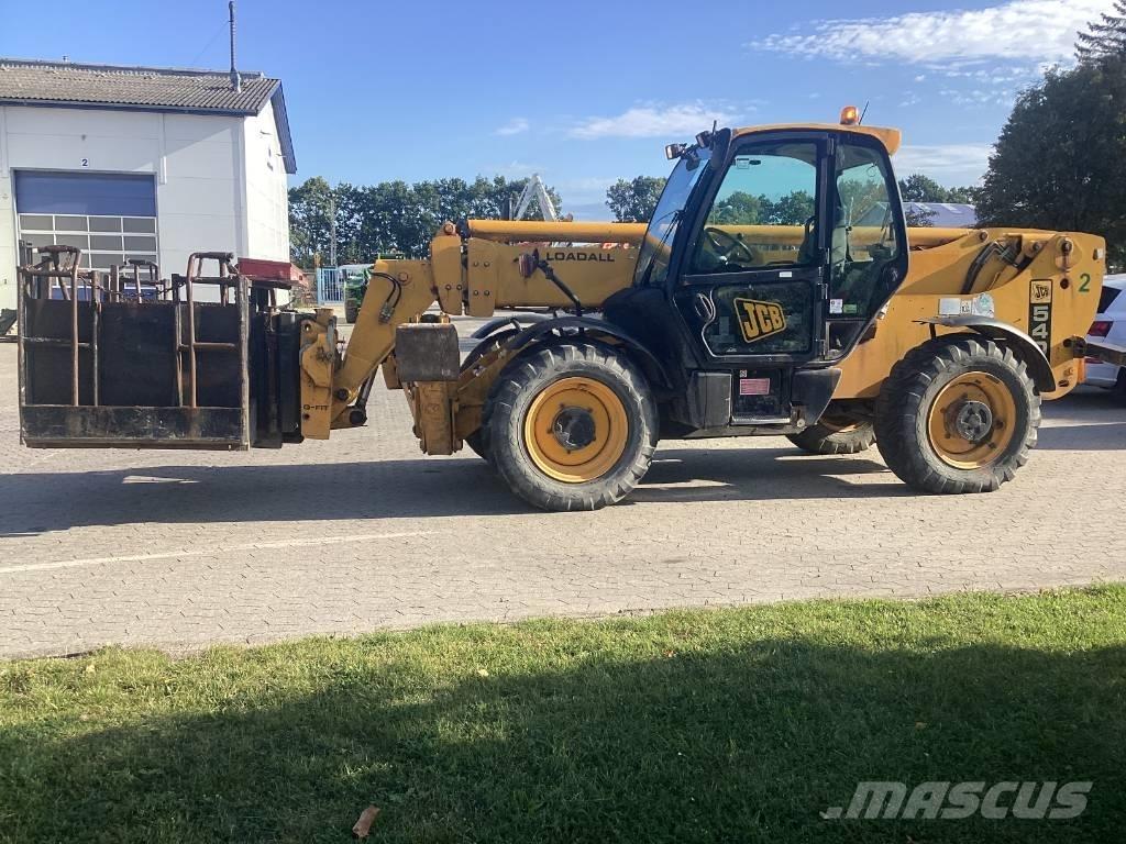 JCB 540-140 Телескопічні навантажувачі
