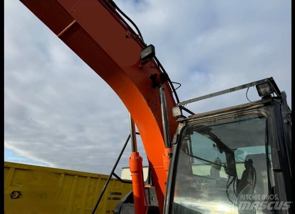 Hitachi ZX 130 LC N Гусеничні екскаватори