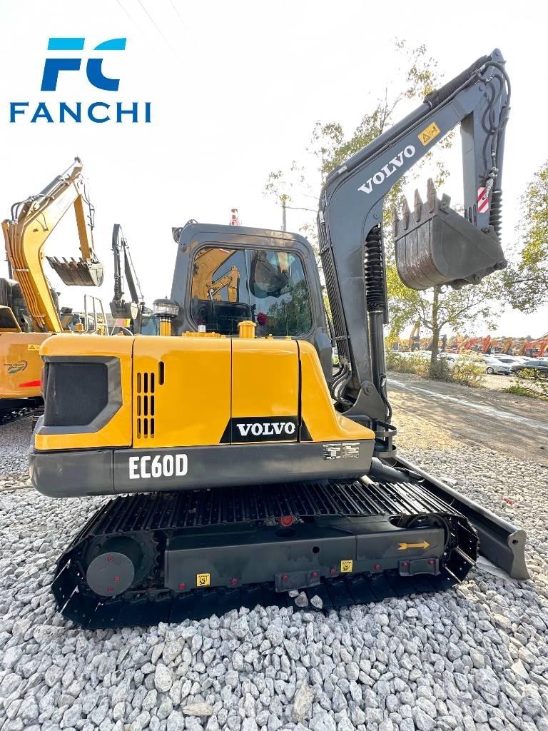 Volvo ec60 Гусеничні екскаватори