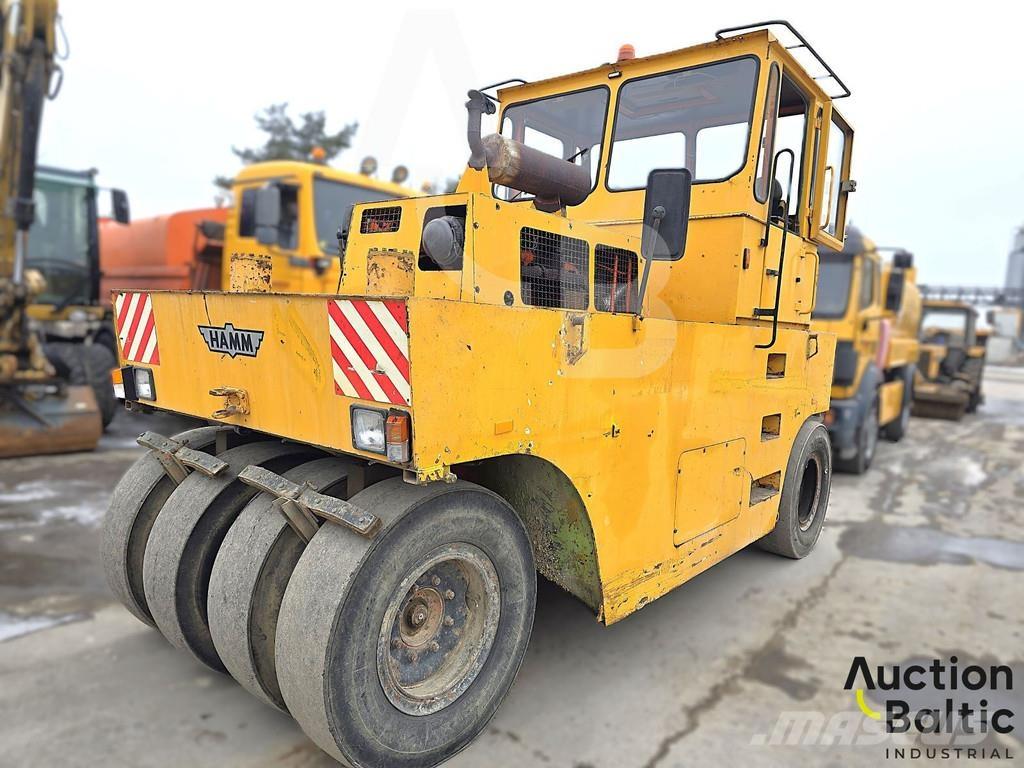 Hamm GRW 18 Пневматичні катки