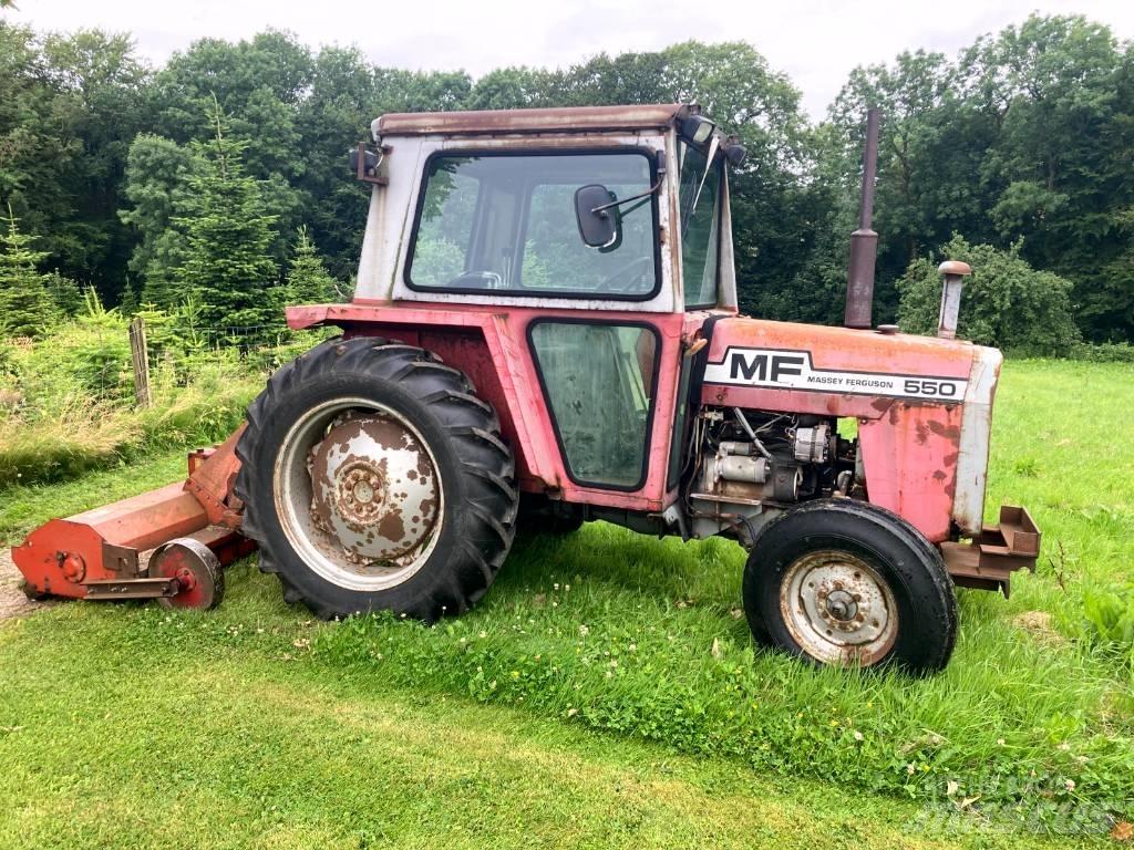 Massey Ferguson 550 Трактори