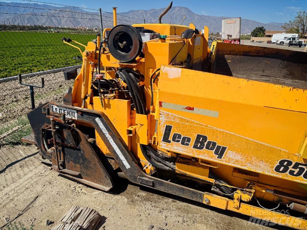 LeeBoy L 8500 Асфальтовкладачі