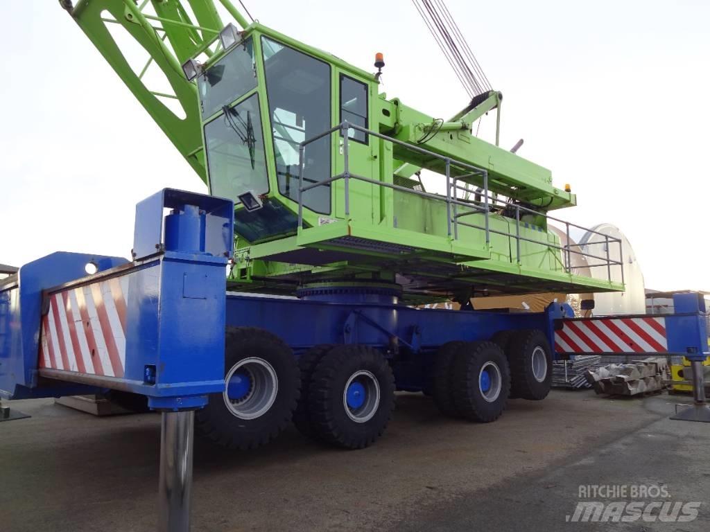 Sennebogen MHC 6120 Портові крани