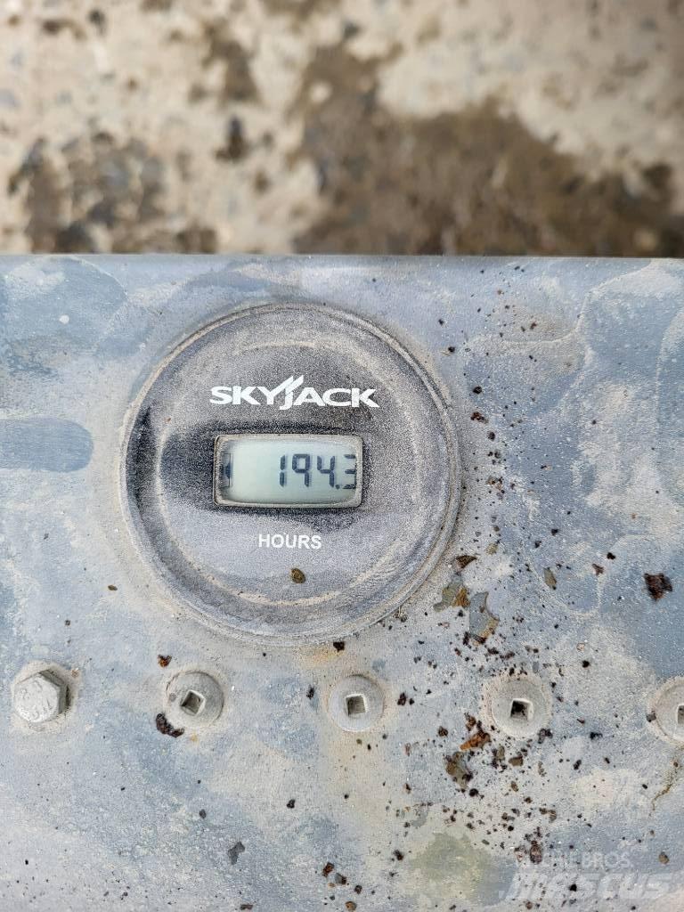 SkyJack 32/19 Підйомники-ножиці