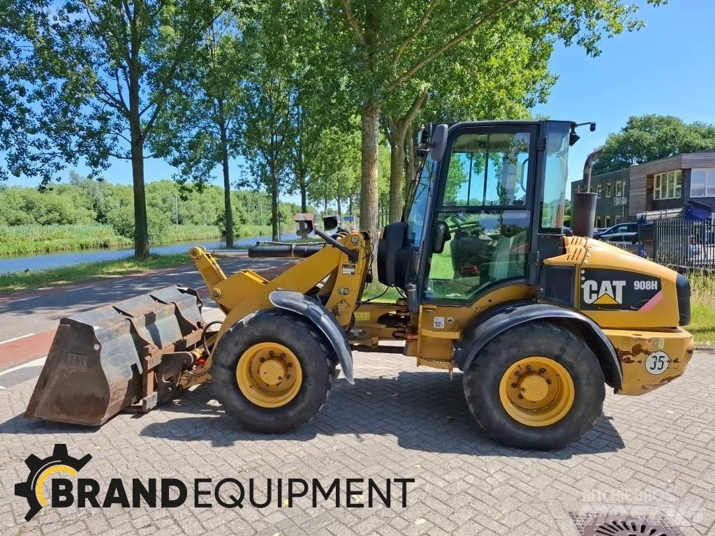 CAT 908H Фронтальні навантажувачі