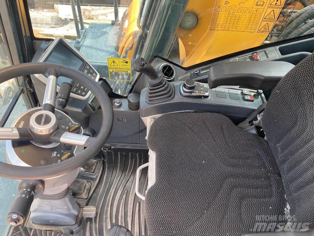 Hyundai HW140 Колісні екскаватори