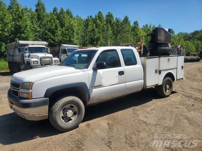GMC 2500 Пікапи / Бічне розвантаження