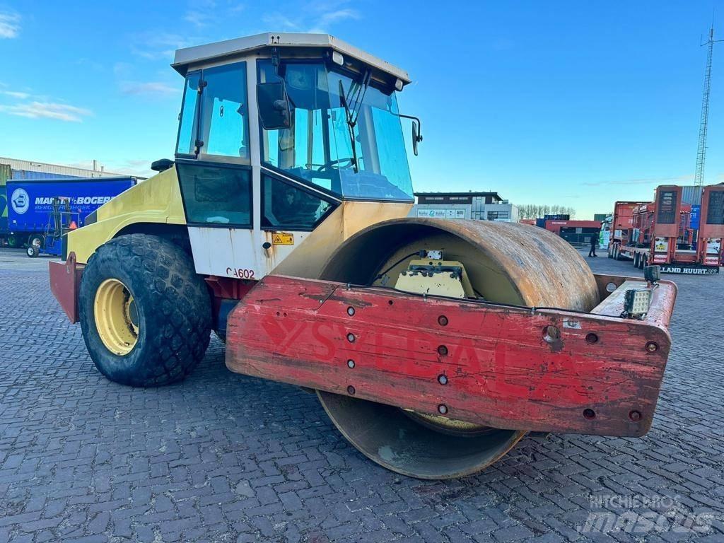Dynapac CA 602 Грунтові котки