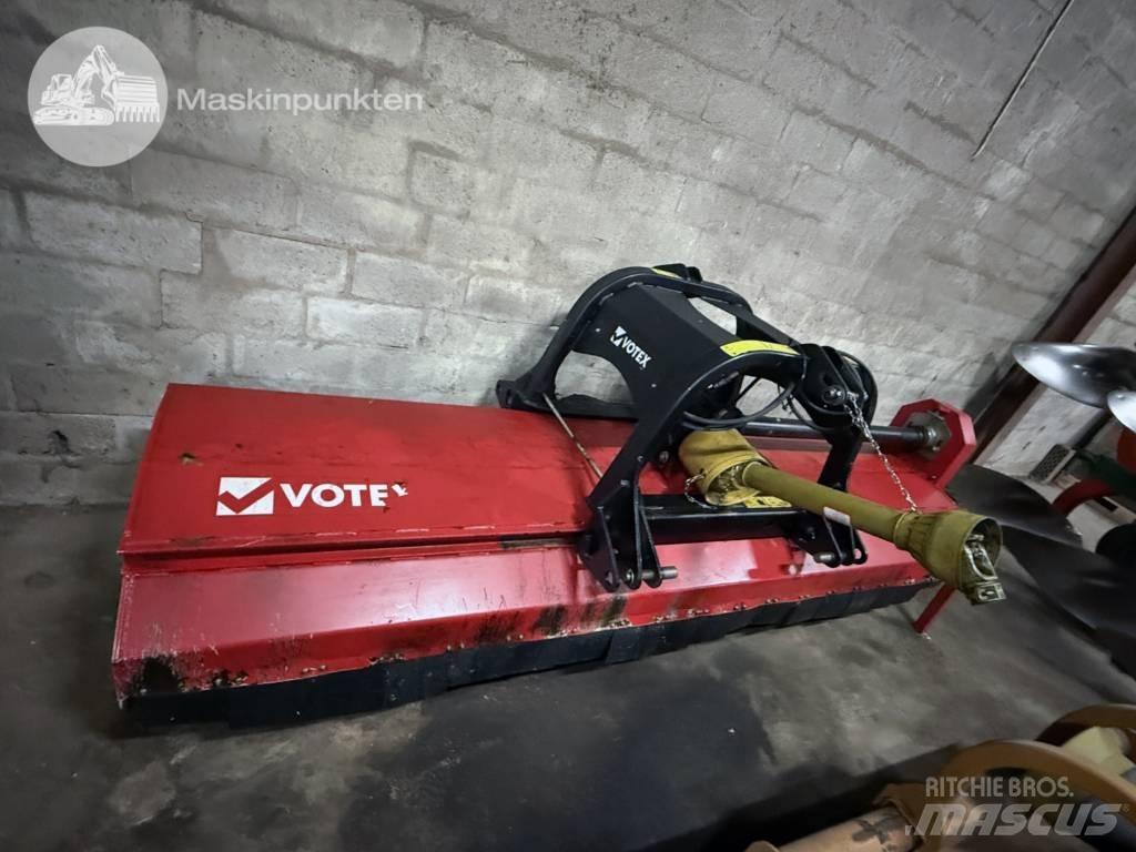 Votex Landmaster 310 Газонні і лукові косилки